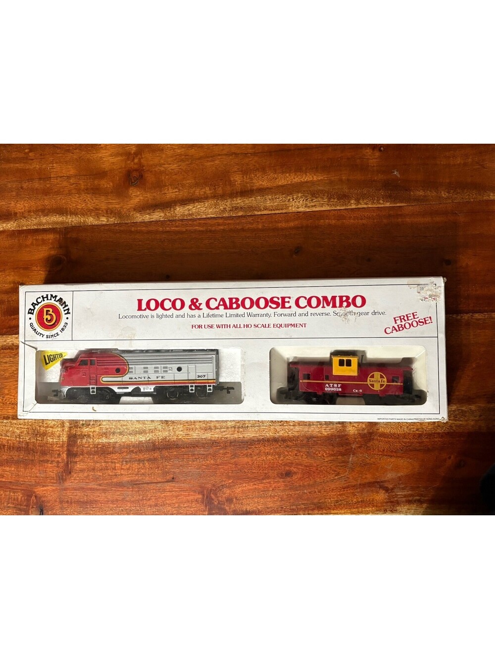 Bachmann EMD F9 Diesel Locomotive & Caboose, Ho Scale, Union Pacific Set NIB VTG